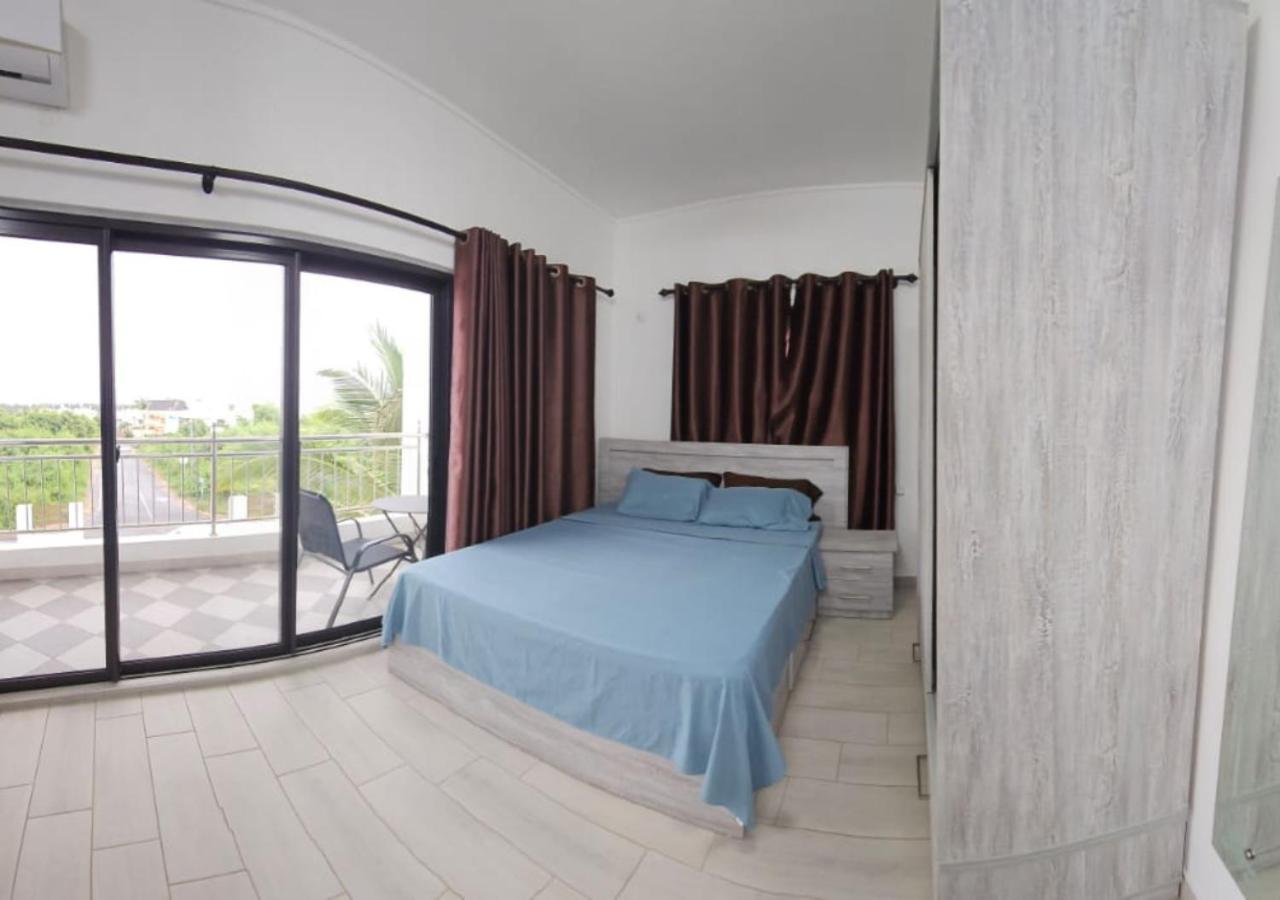 3 Bedroom Family Pool Villa Flic-En-Flac Beach Exterior photo